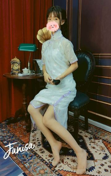 青草综合网_电影未删减版