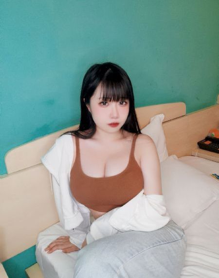 亚洲人成电影亚洲人成7777网_720完整在线观看