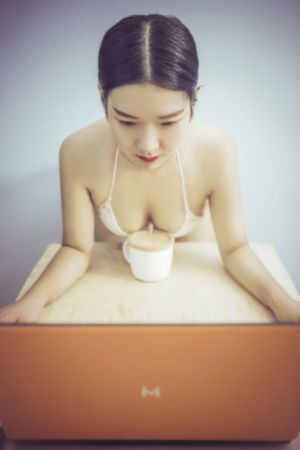 日韩中文一区宇都宫紫苑_正片免费观看