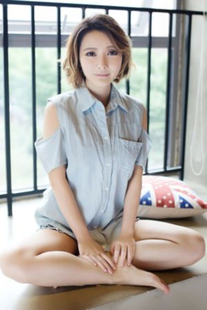 女性扒开荫道口视频在线观看_720免费观看