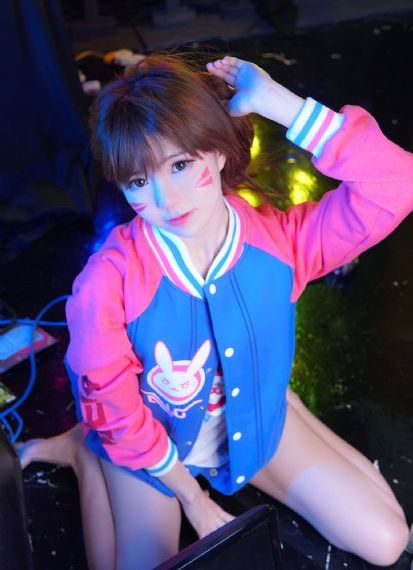 av乳女教师の诱惑julia_手机在线免费观看