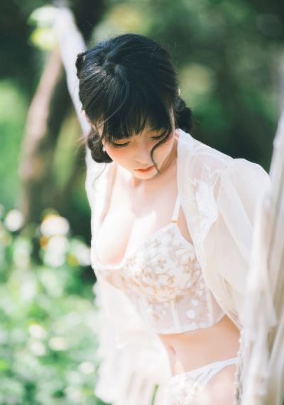 中文字幕成人乱码熟女_高清迅雷电影在线